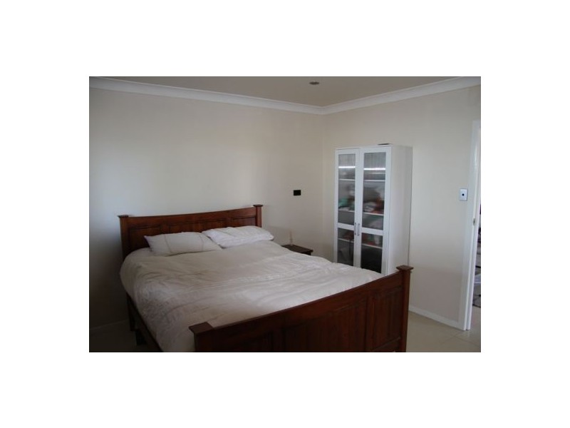 34 Guthrie Place, Bentley Park QLD 4869