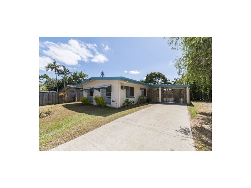 6 Illuka Close, White Rock QLD 4868