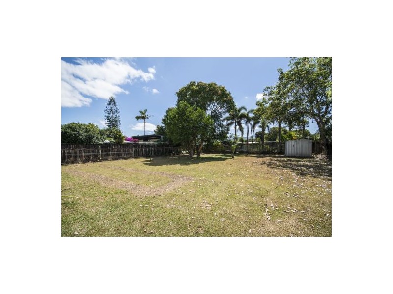 6 Illuka Close, White Rock QLD 4868