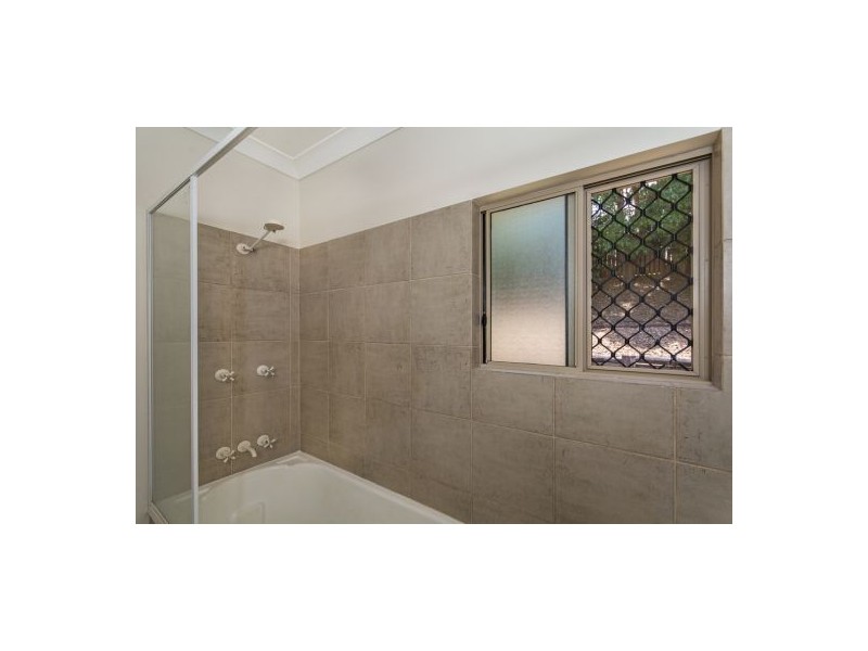 23 Guthrie Close, Bentley Park QLD 4869