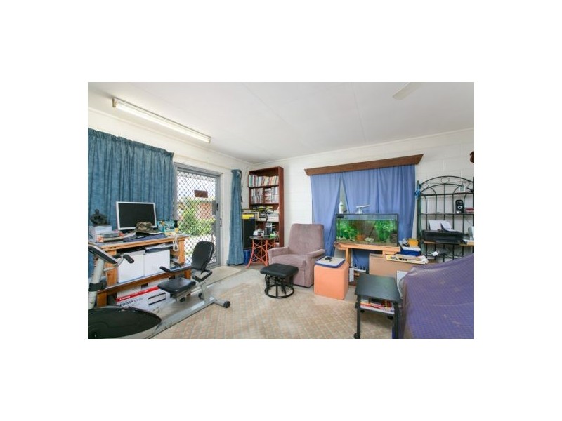 6 Alma Street, Woree QLD 4868
