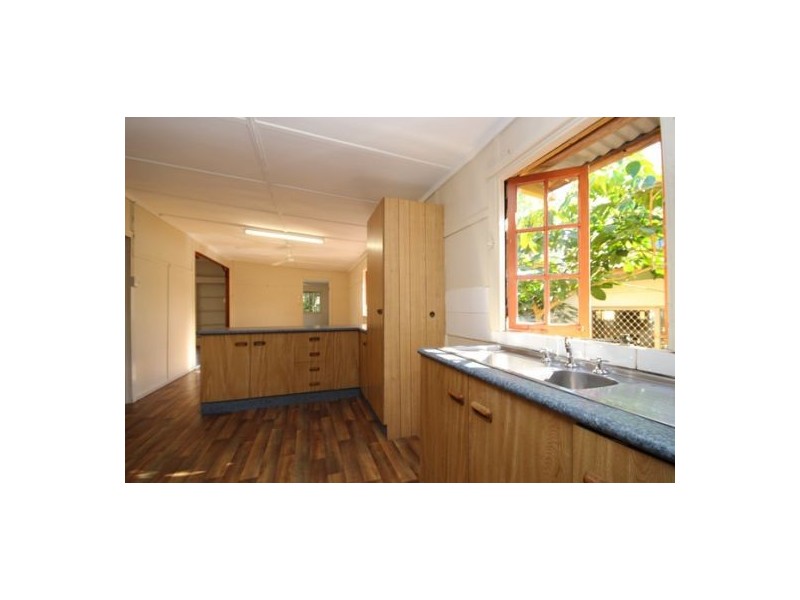 32 Nelson Street, Bungalow QLD 4870