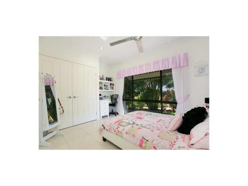 26 Pollock Close, Bentley Park QLD 4869