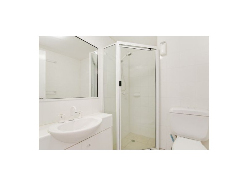 48/8-14 Munro Terrace, Mooroobool QLD 4870