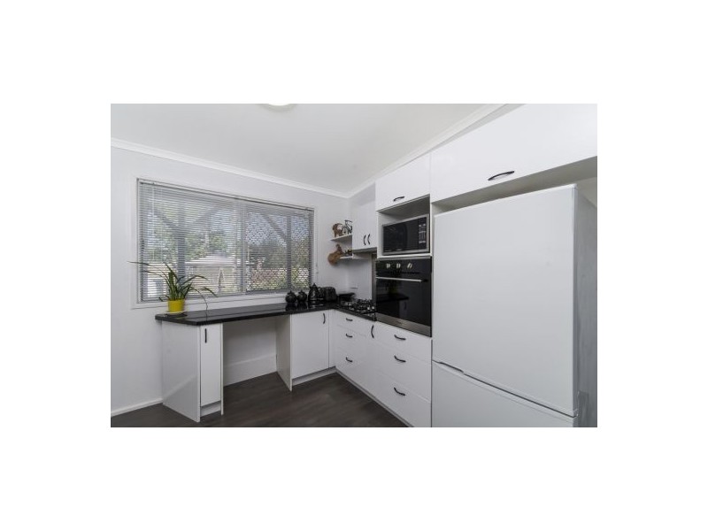 206 Mccoombe St, Bungalow QLD 4870