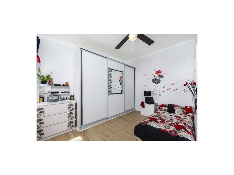 206 Mccoombe St, Bungalow QLD 4870