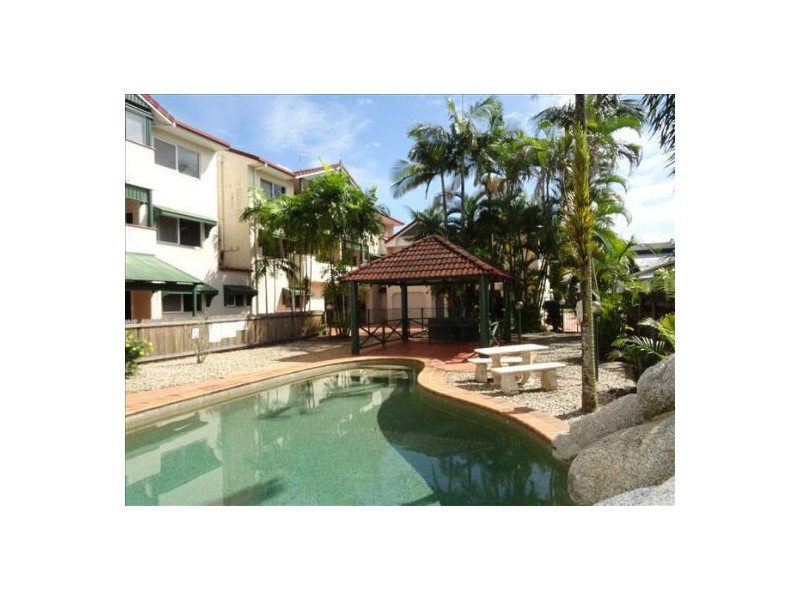 1/5 Herries Street, Earlville QLD 4870