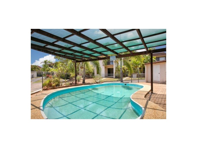 2/58-64 Mazlin Close, Edge Hill QLD 4870