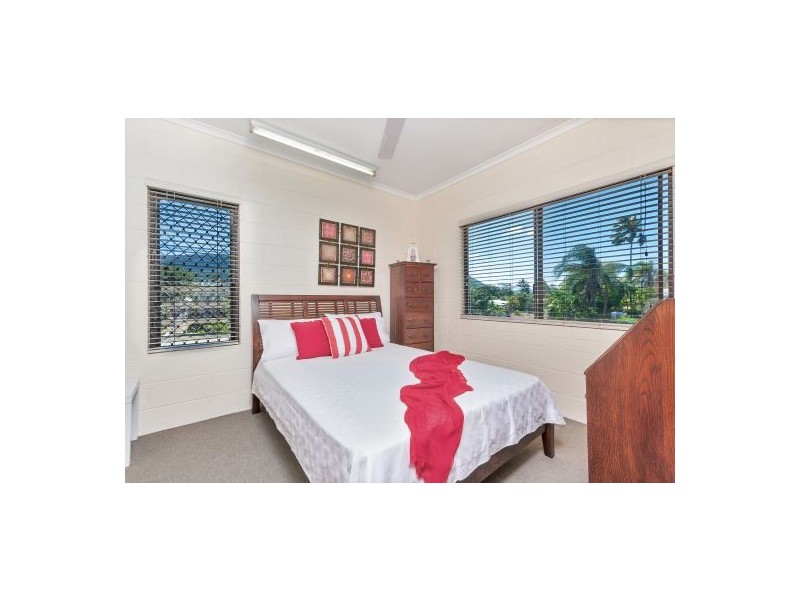 3/11 Mintaro Crescent, Woree QLD 4868