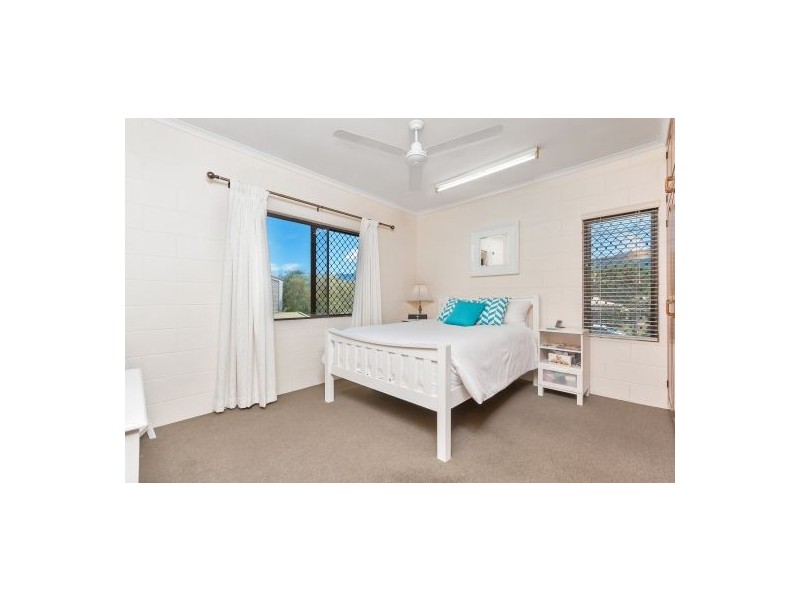 3/11 Mintaro Crescent, Woree QLD 4868