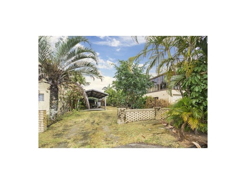 4 Loeven Street, Parramatta Park QLD 4870