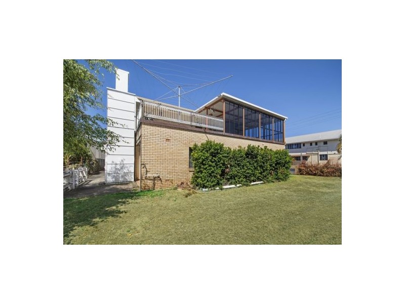 4 Loeven Street, Parramatta Park QLD 4870