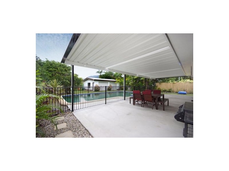 209 Greenslopes Street, Edge Hill QLD 4870
