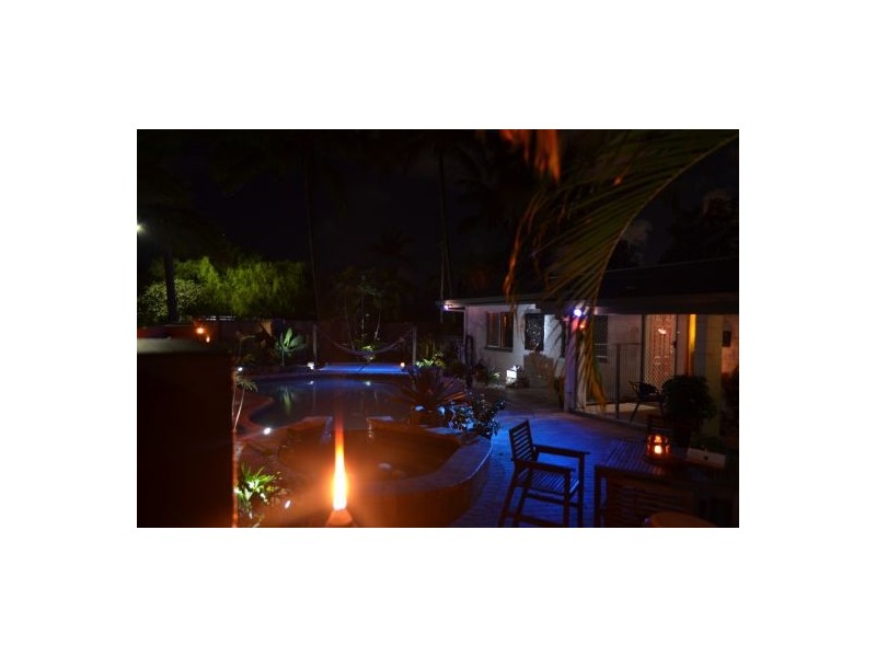 7 Ash Street, Holloways Beach QLD 4878