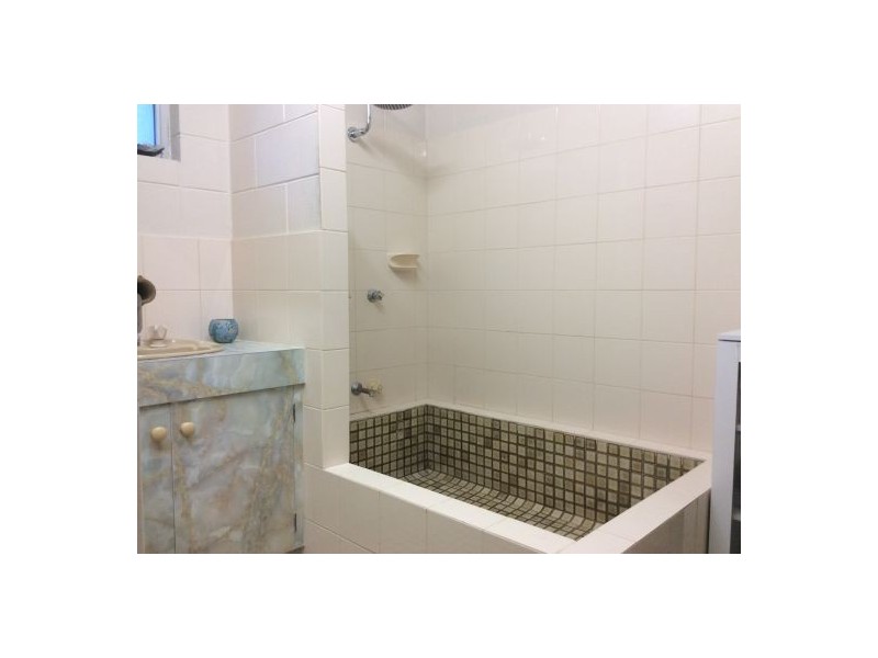 7 Ash Street, Holloways Beach QLD 4878