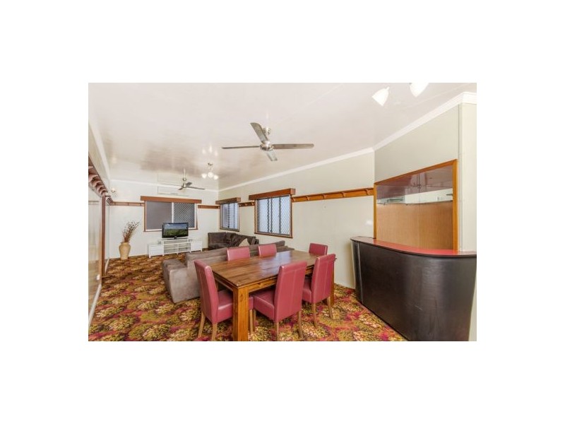 53 Creedy Street, Westcourt QLD 4870