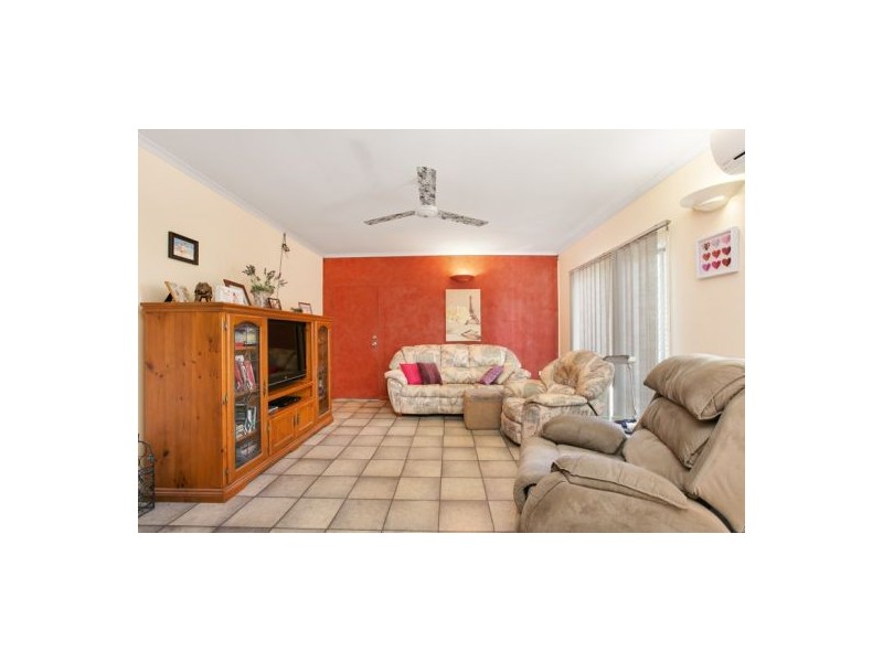 11 Mclaughlin Road, Bentley Park QLD 4869