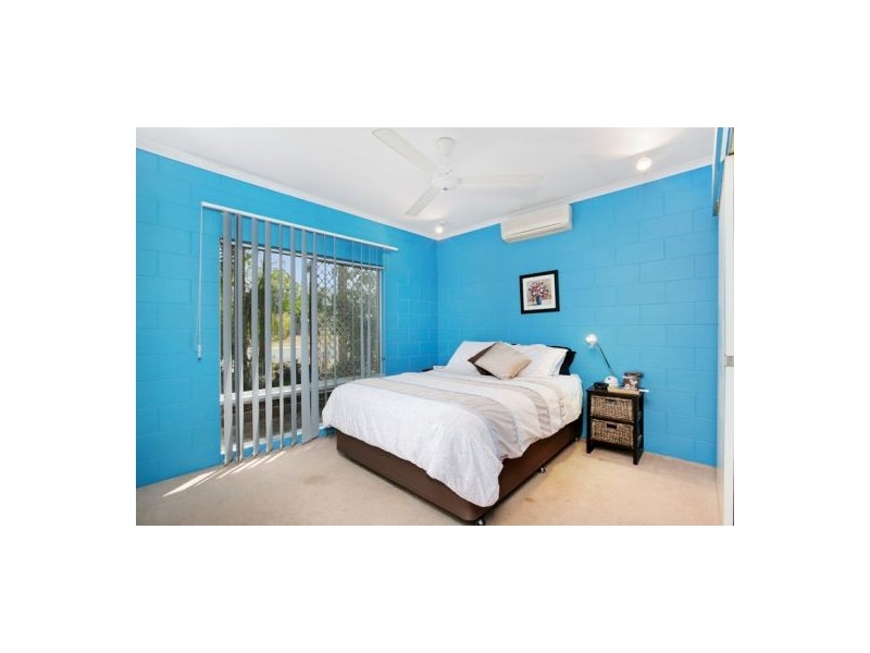 11 Mclaughlin Road, Bentley Park QLD 4869
