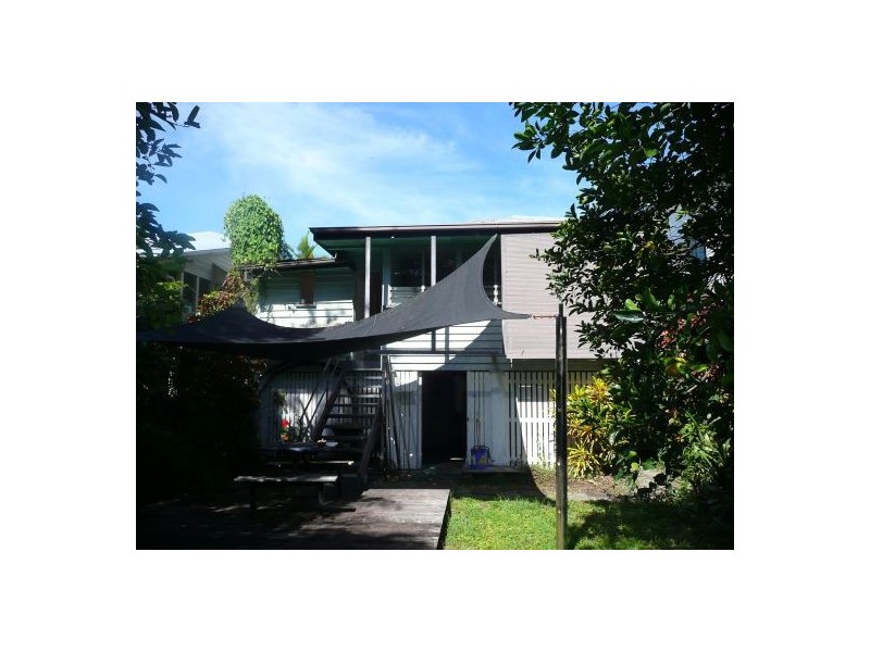76 Gatton Street, Cairns QLD 4870
