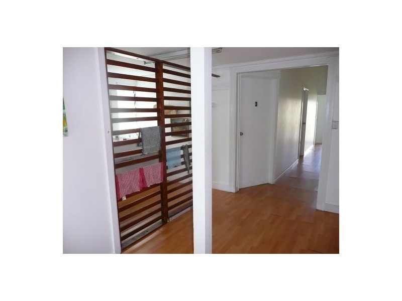 76 Gatton Street, Cairns QLD 4870