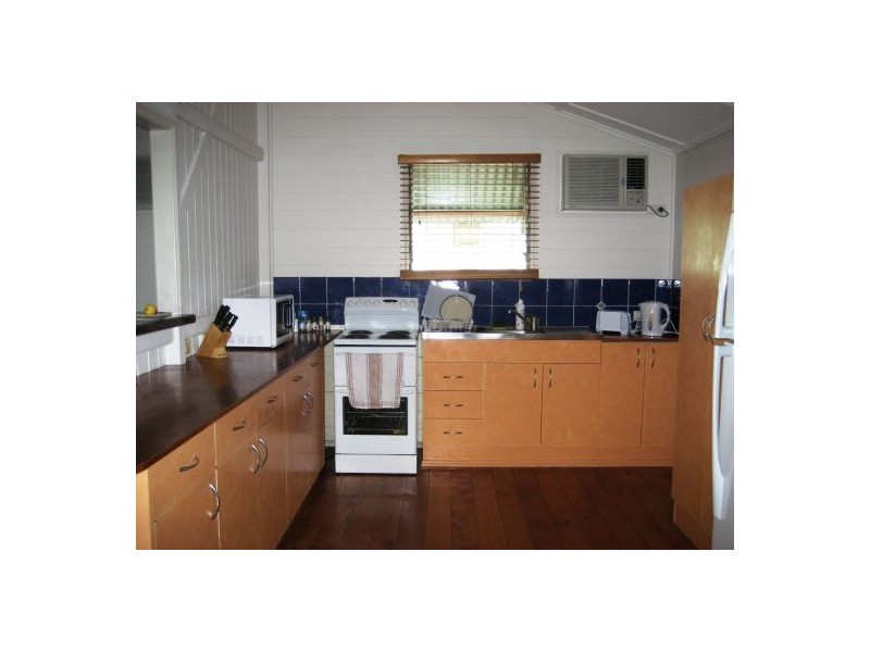 213 Little Spence Street, Bungalow QLD 4870