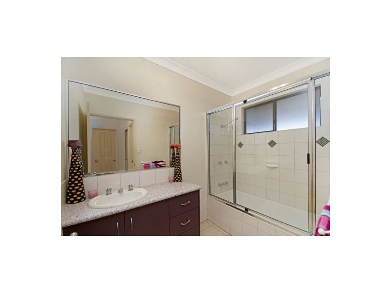 6 Pumila Close, Mount Sheridan QLD 4868