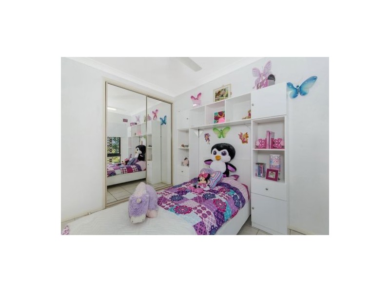 6 Pumila Close, Mount Sheridan QLD 4868