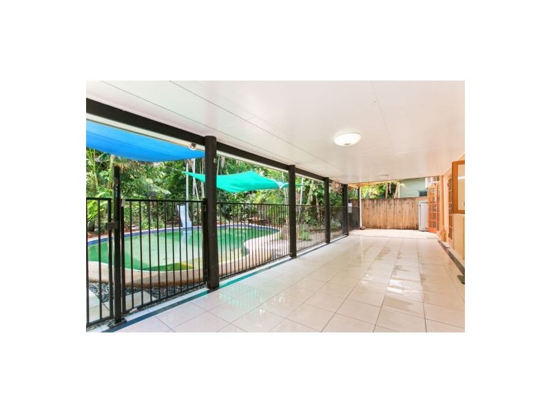 10 Romney Street, Kamerunga QLD 4870