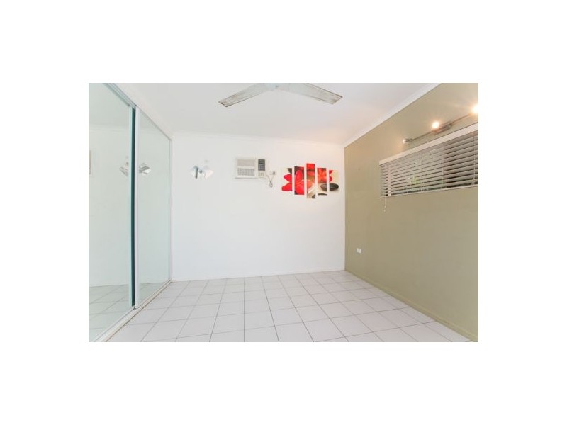 10 Romney Street, Kamerunga QLD 4870