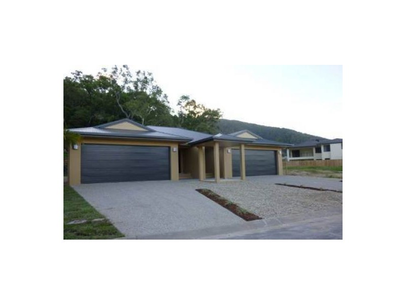 2/1 Savaii Close, Palm Cove QLD 4879