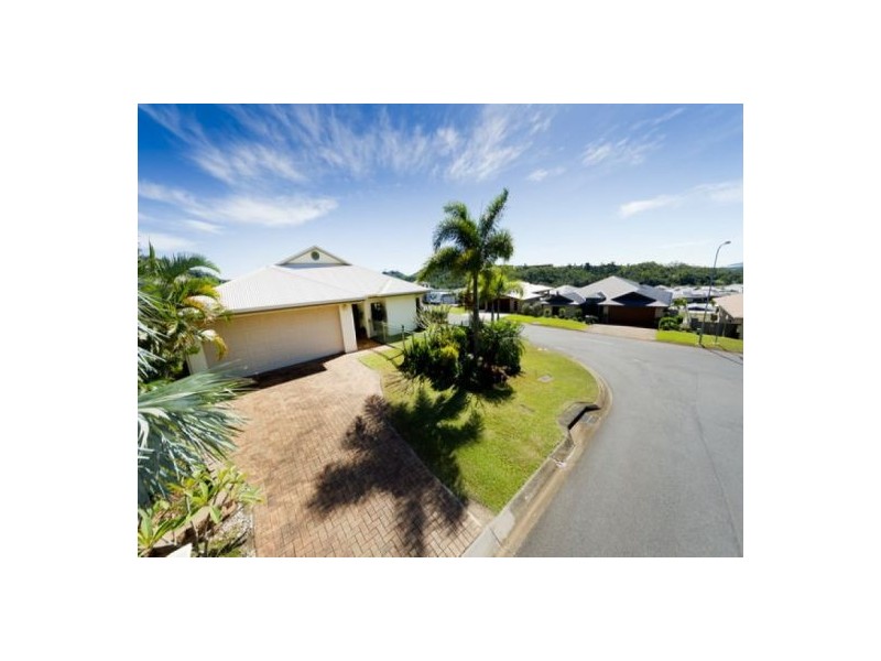 2 Trumpeter Street, Kanimbla QLD 4870