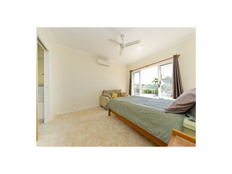 2 Trumpeter Street, Kanimbla QLD 4870