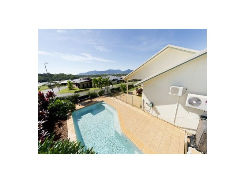 2 Trumpeter Street, Kanimbla QLD 4870