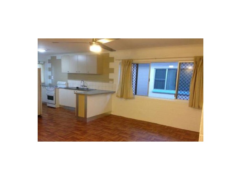 6/14-16 Curtin Street, Westcourt QLD 4870