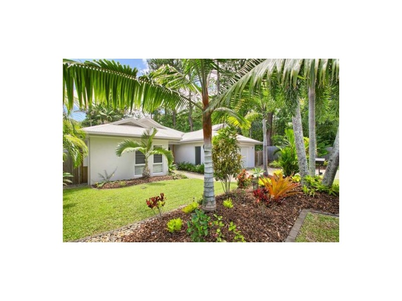 33 Murchison Street, Whitfield QLD 4870