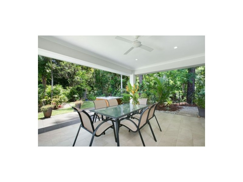 33 Murchison Street, Whitfield QLD 4870