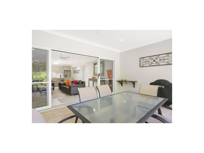 33 Murchison Street, Whitfield QLD 4870