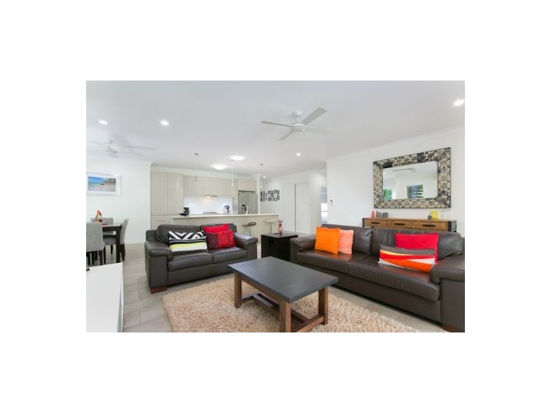 33 Murchison Street, Whitfield QLD 4870