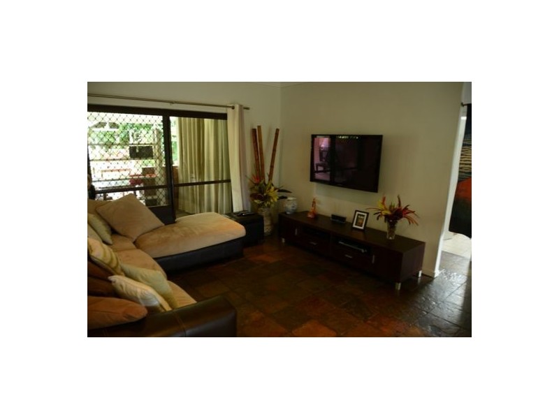 21 Longden Street, Brinsmead QLD 4870