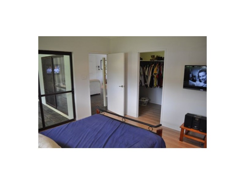 21 Longden Street, Brinsmead QLD 4870