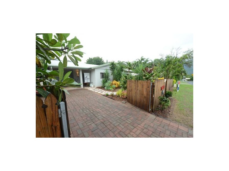 21 Longden Street, Brinsmead QLD 4870