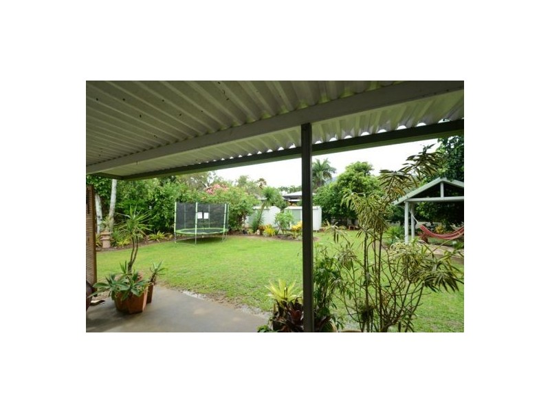 21 Longden Street, Brinsmead QLD 4870