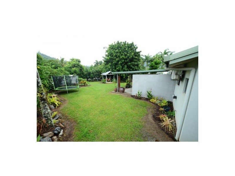 21 Longden Street, Brinsmead QLD 4870