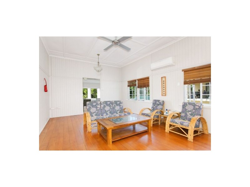 65 Minnie St, Parramatta Park QLD 4870