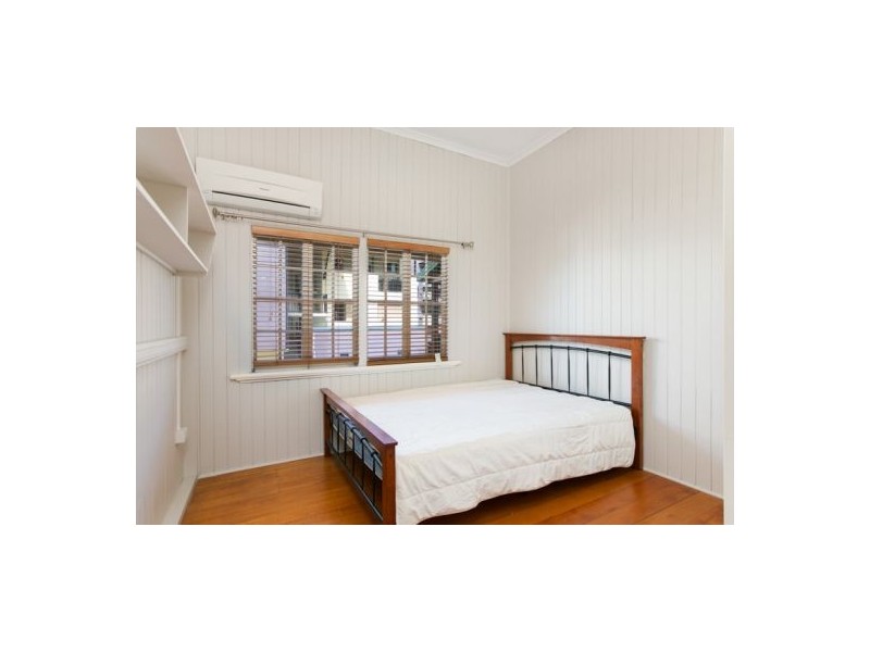 65 Minnie St, Parramatta Park QLD 4870