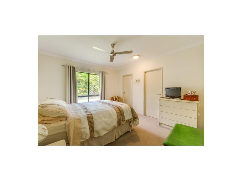 105 McFarlane Drive, Kanimbla QLD 4870