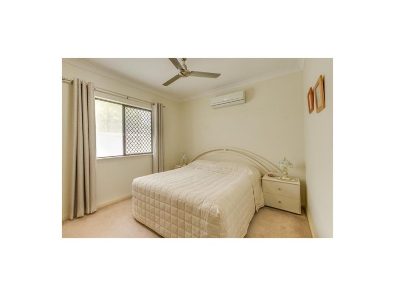 105 McFarlane Drive, Kanimbla QLD 4870