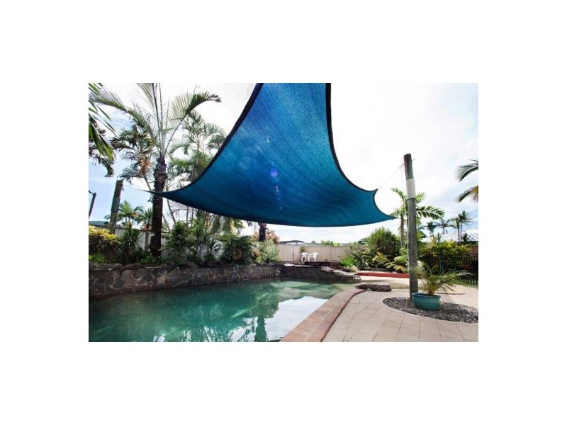 14 Leon Close, Brinsmead QLD 4870