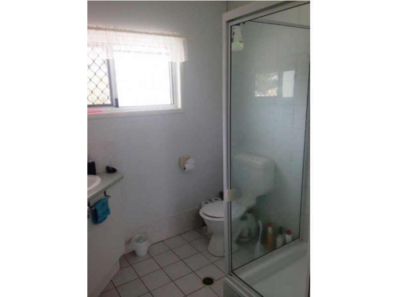 5/4 Atlantic Close, White Rock QLD 4868