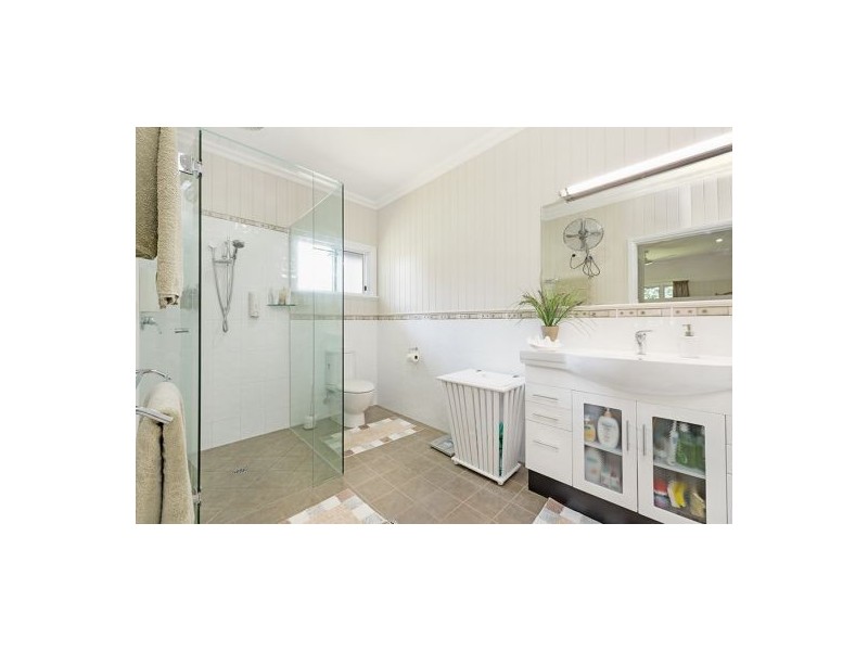 5 – 7 Warner Street, Manunda QLD 4870